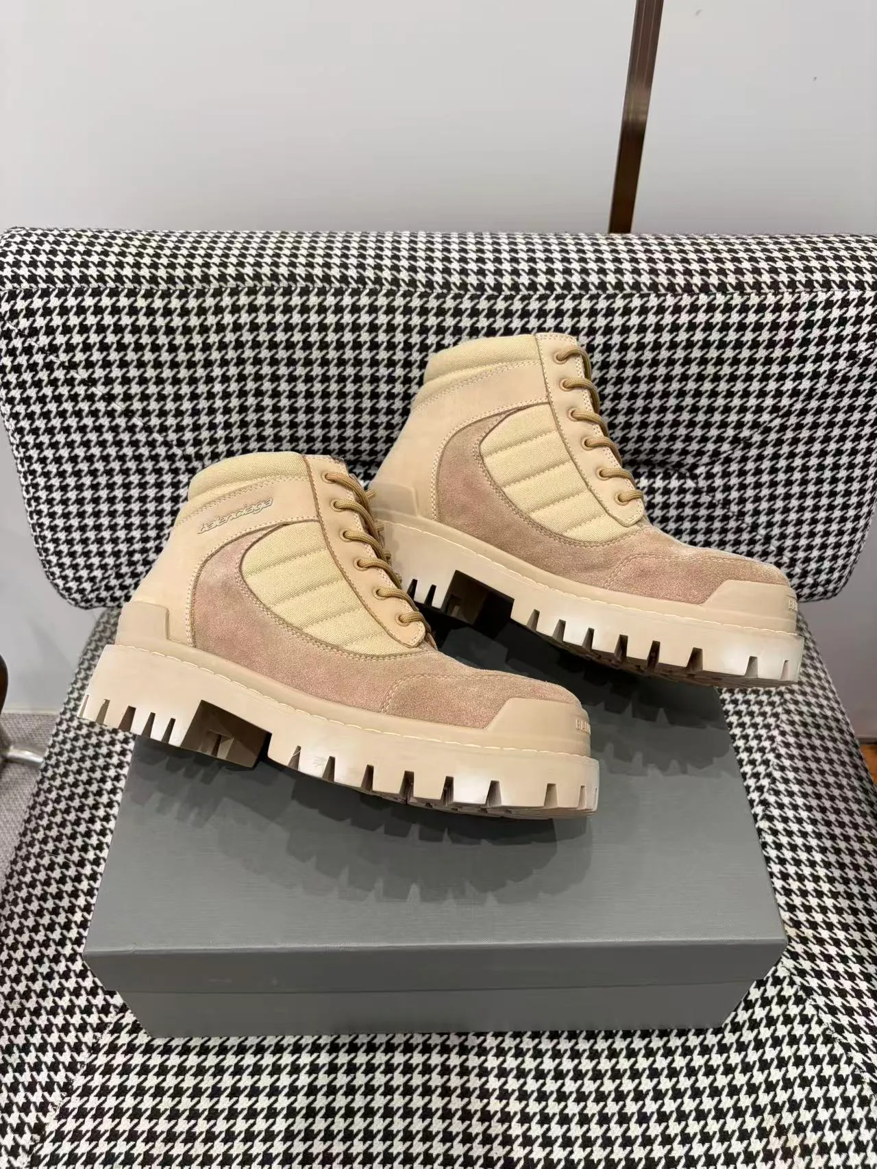 Men's Ankle Boots BALENCIAGA 17954902