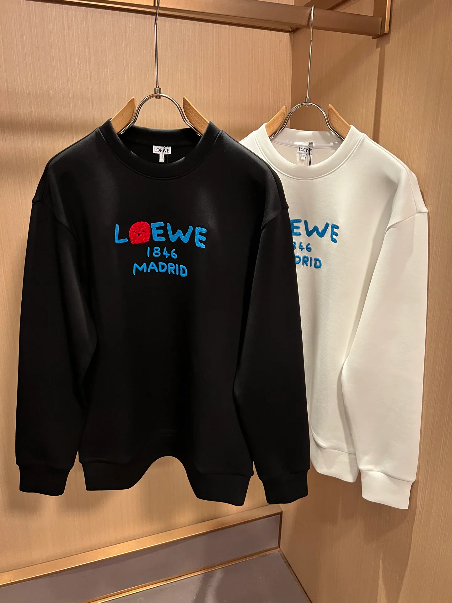 Men's Sweatshirts And Hoodies LOEWE 18080899
