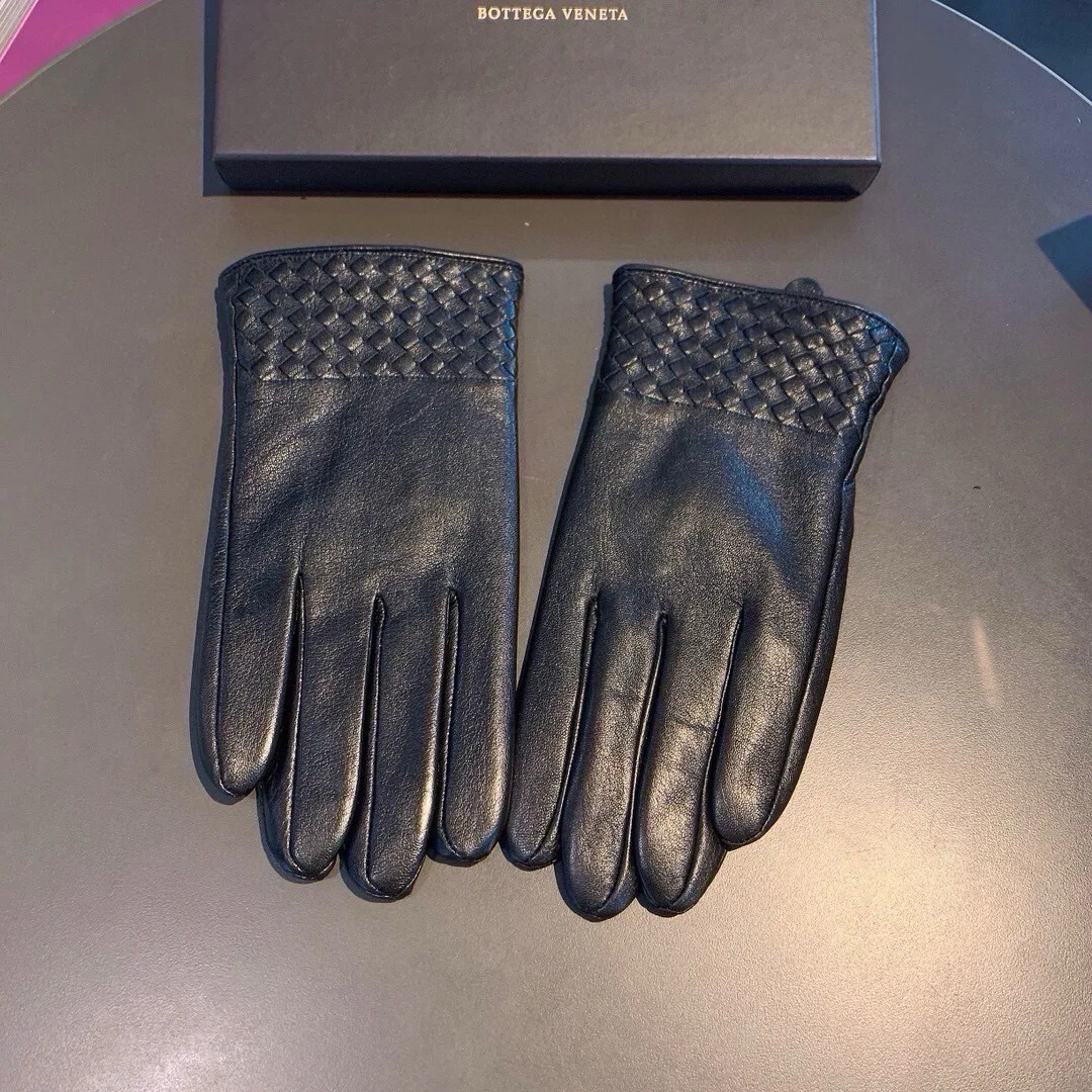Gloves BOTTEGA VENETA 19569946