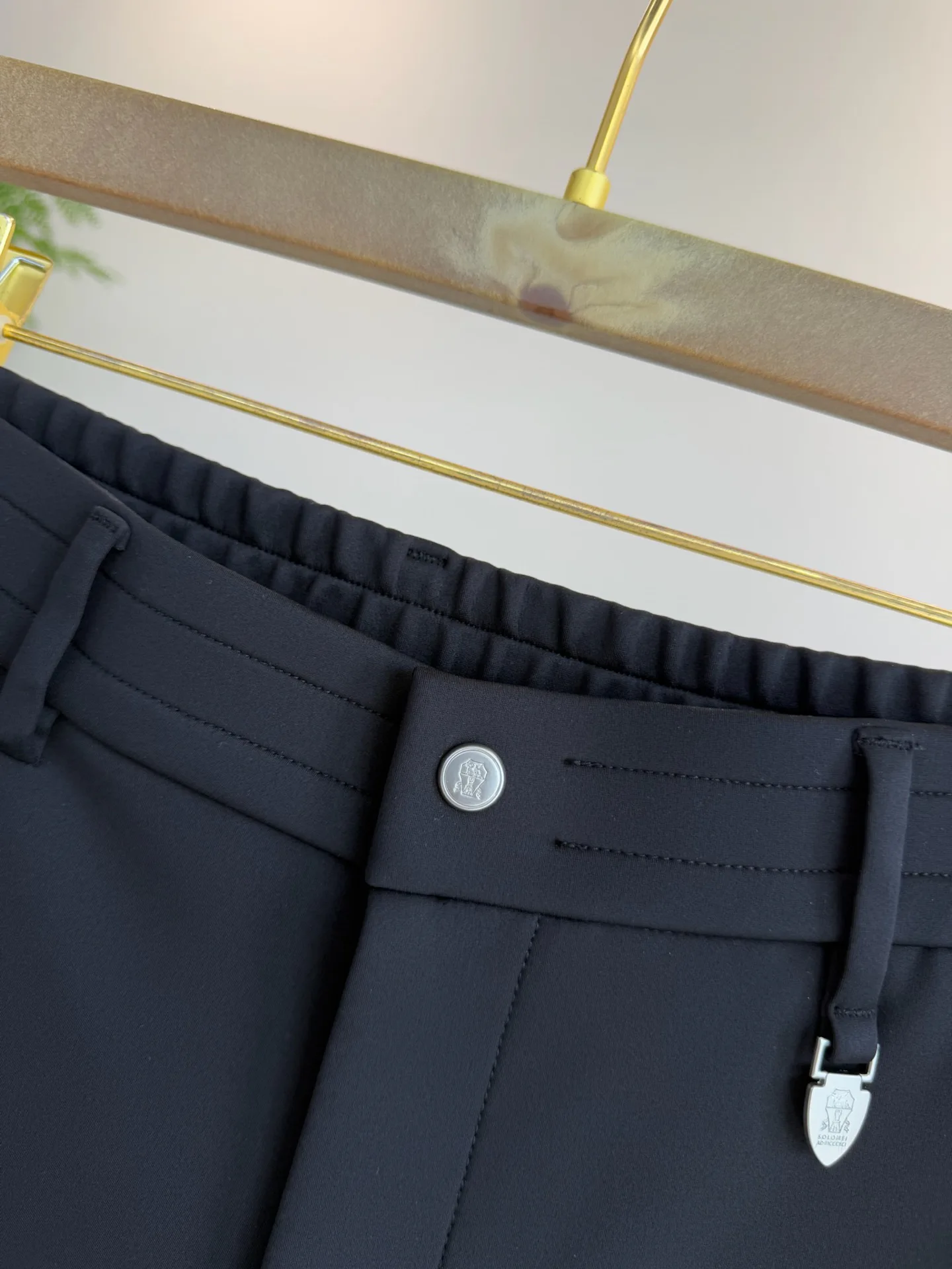 Men's Trousers BRUNELLO CUCINELLI 18256429