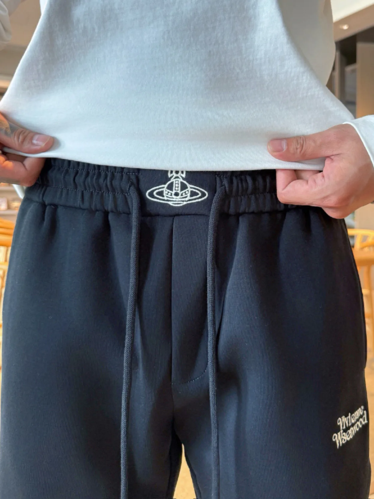 Men's Trousers VIVIENNE WESTWOOD 18345718