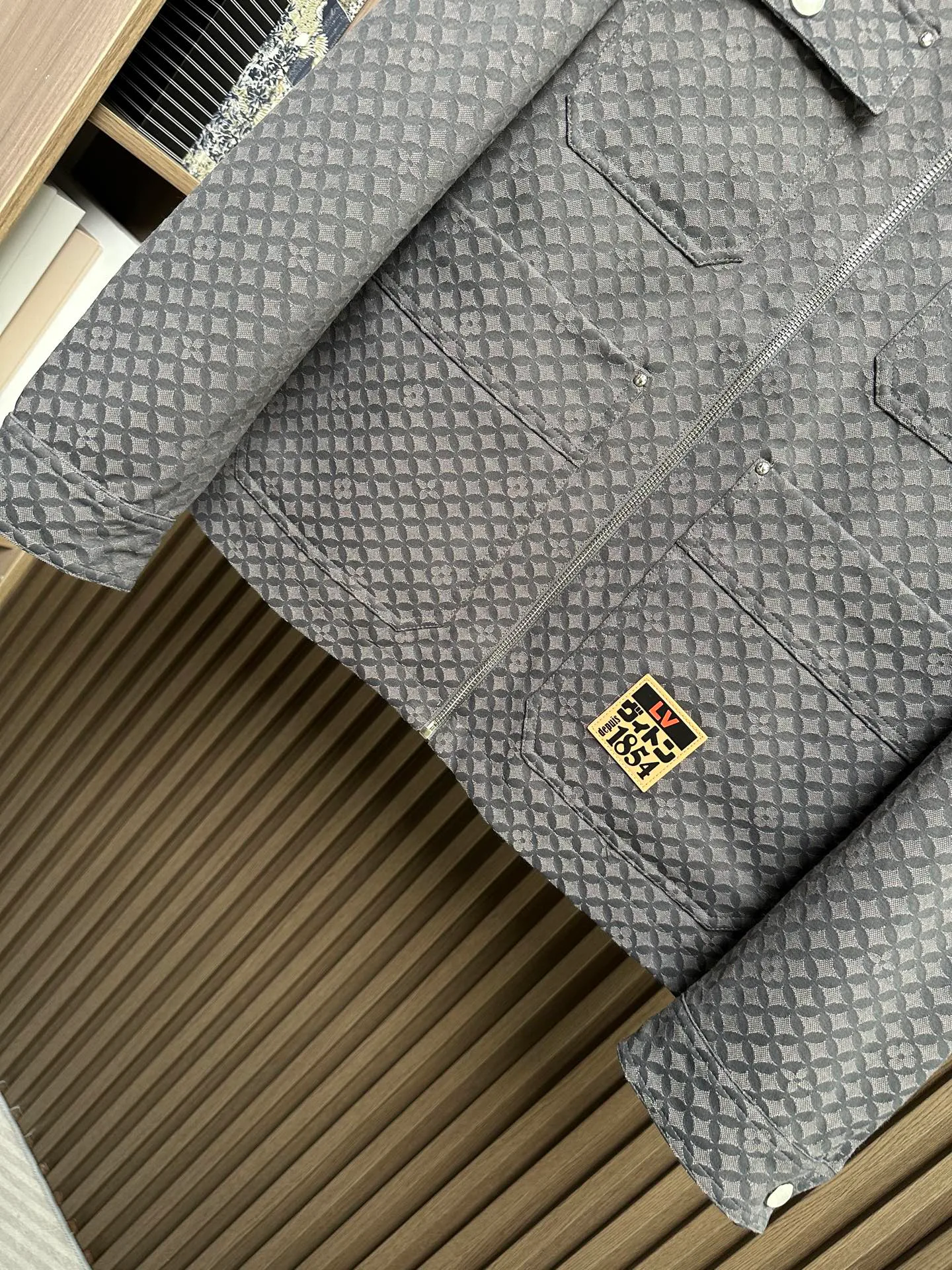Men's Jackets And Down Jackets LOUIS VUITTON 18109846