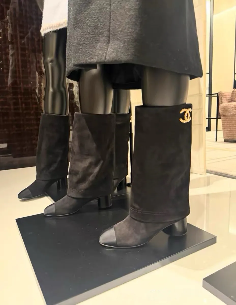 Women's Boots CHANEL 18198939