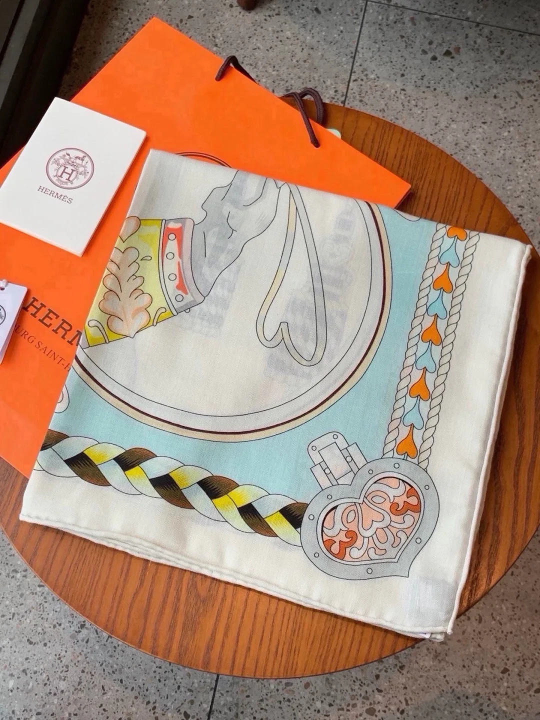 Silk Scarves HERMES 18222554