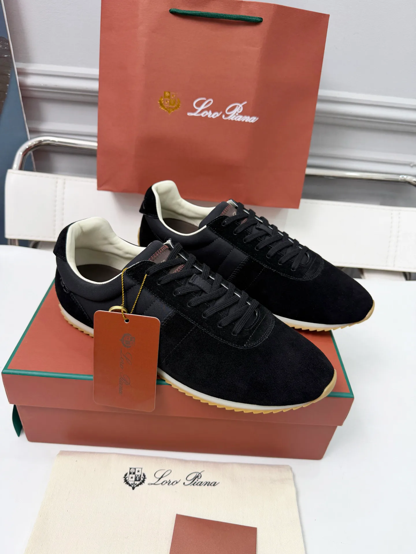 Women's Sneakers LORO PIANA 17467089