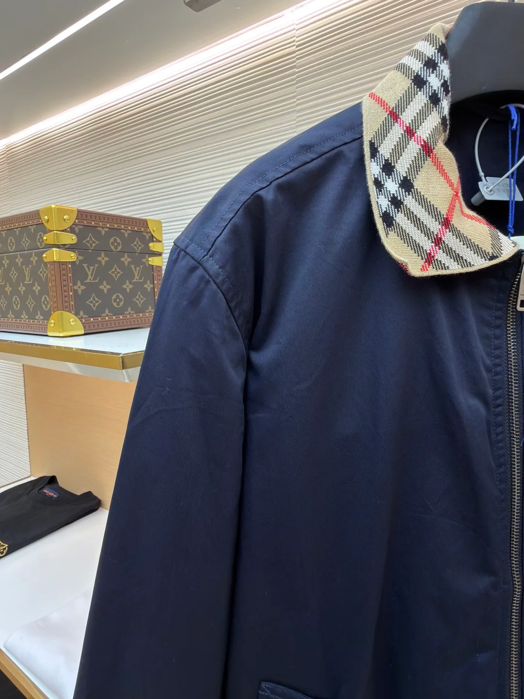 Men's Jackets And Down Jackets BURBERRY 18461356