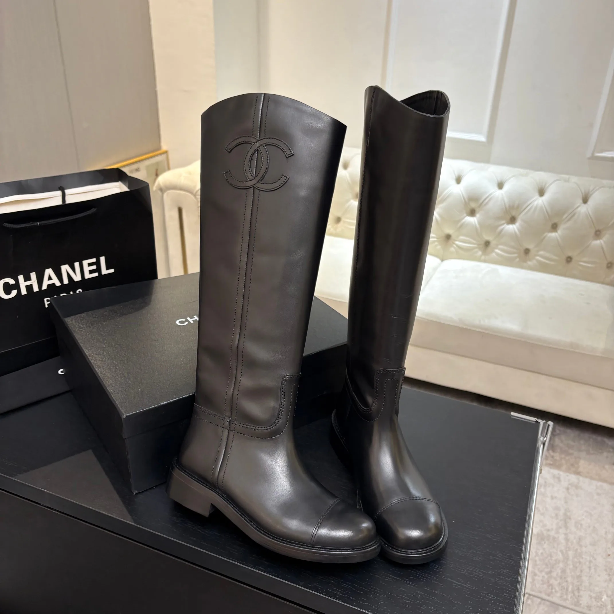 Women's Boots CHANEL 18062785