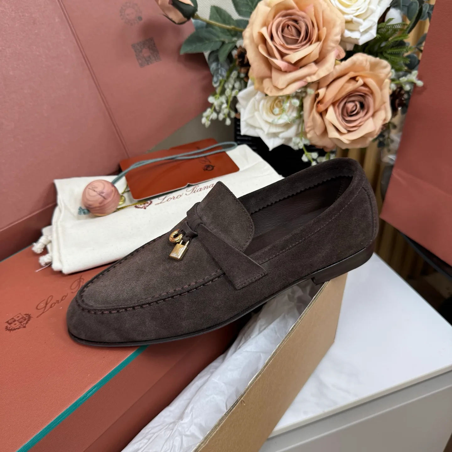 Women's Loafers And Moccasins LORO PIANA 17418231