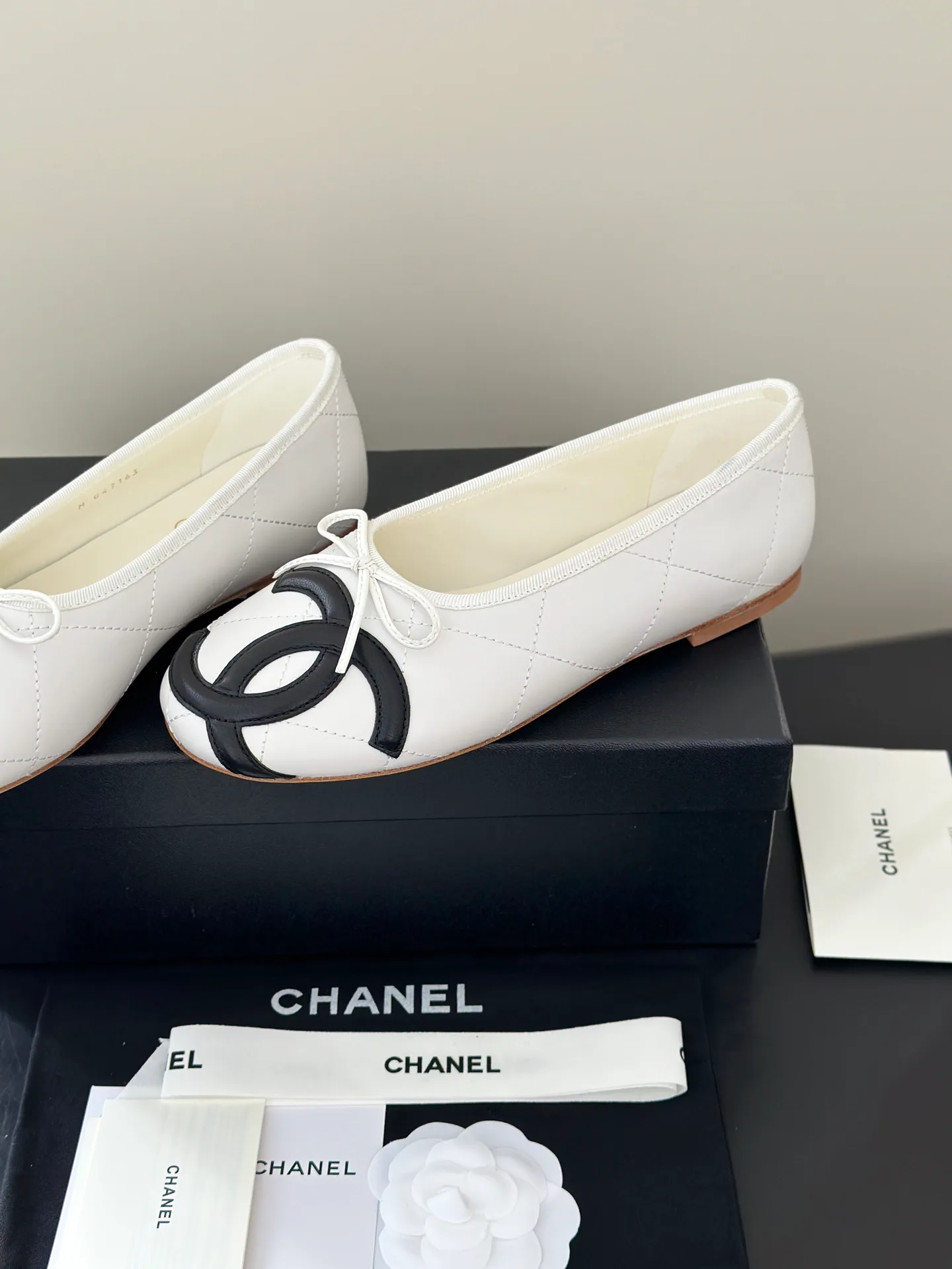 Women's Ballet Flats CHANEL 17716889