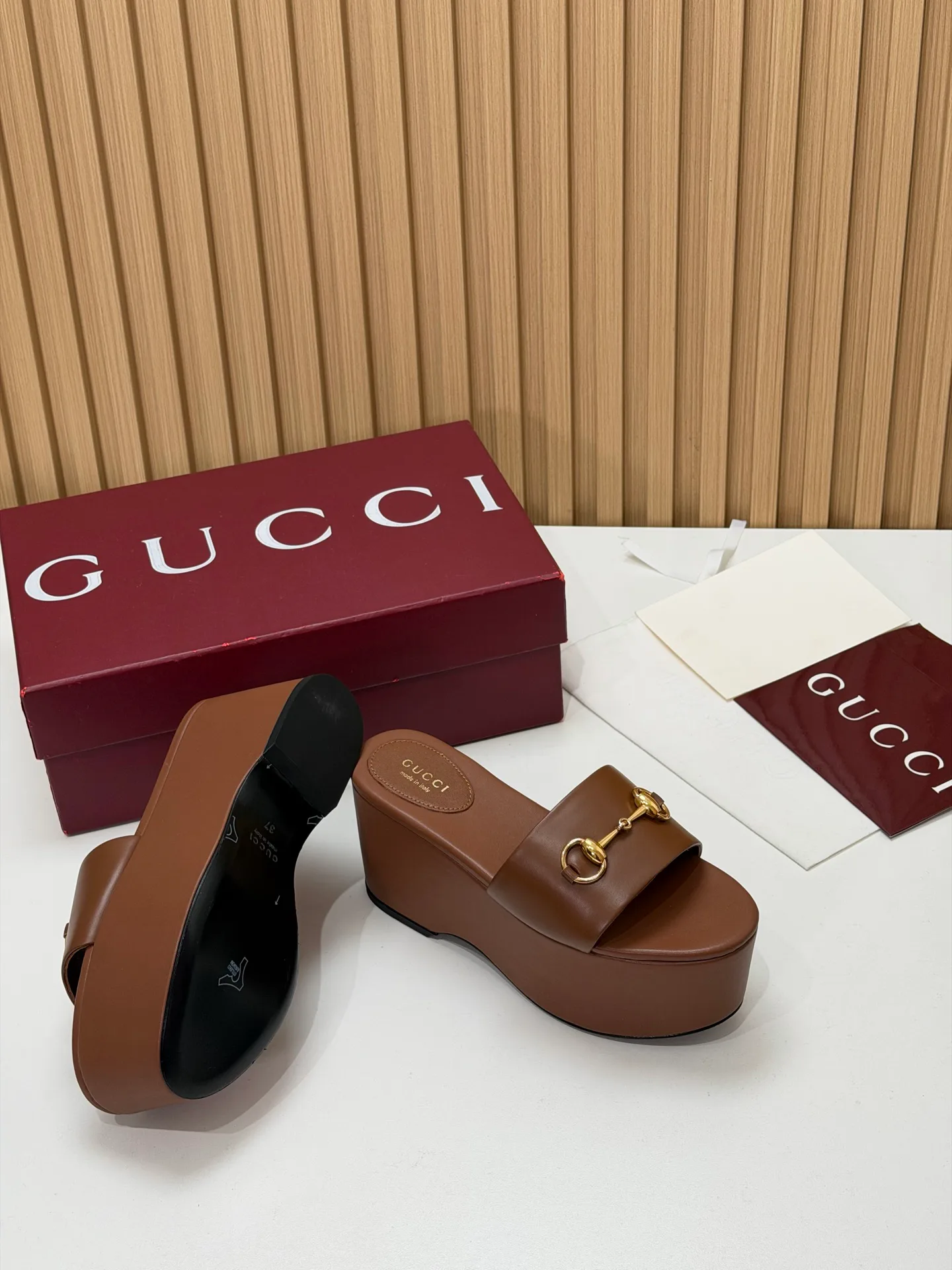 Women's Open-Toe Sandals GUCCI 17631679