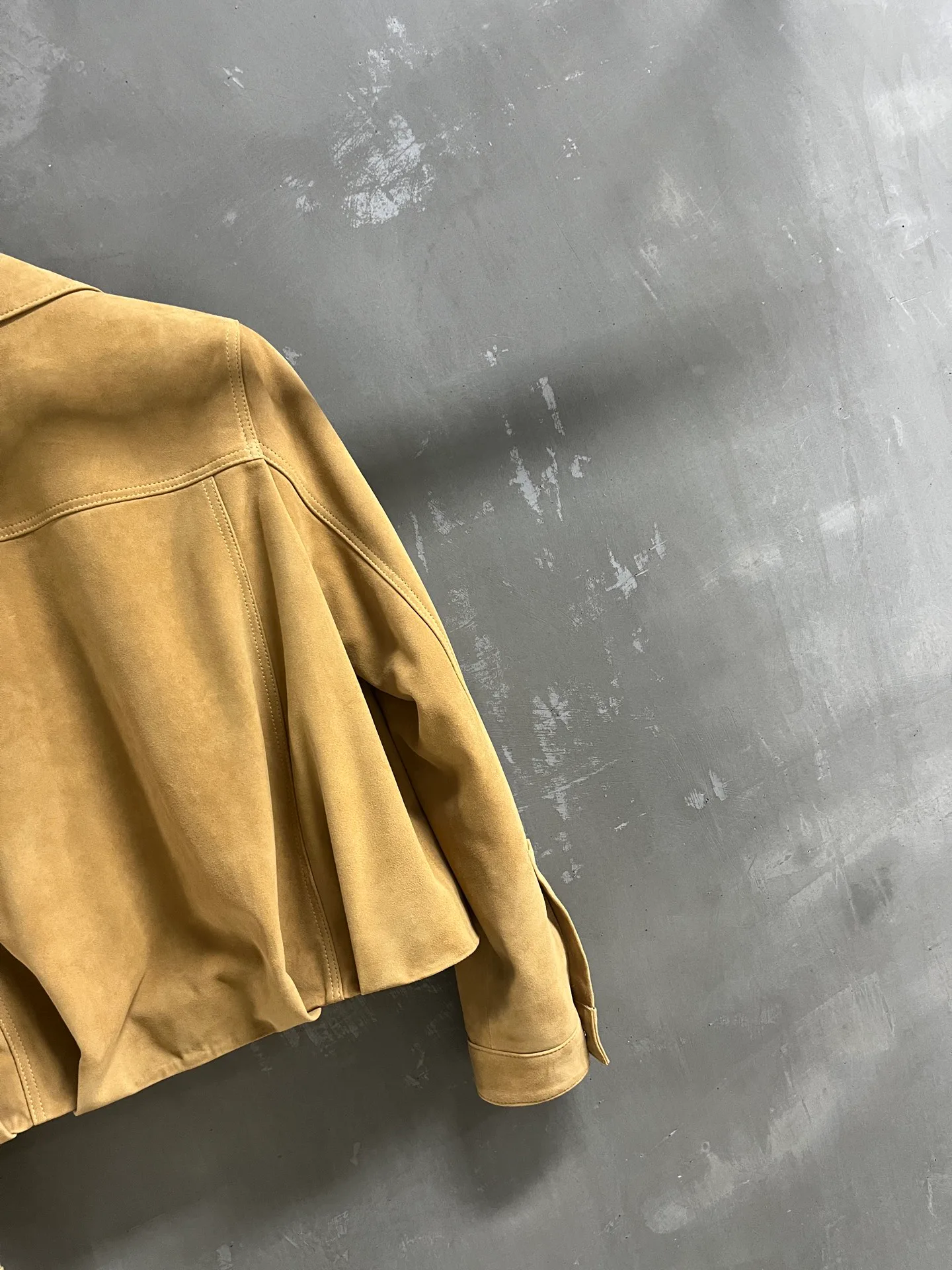 Women's Leather Jackets And Sheepskin Coats LOEWE 18172898
