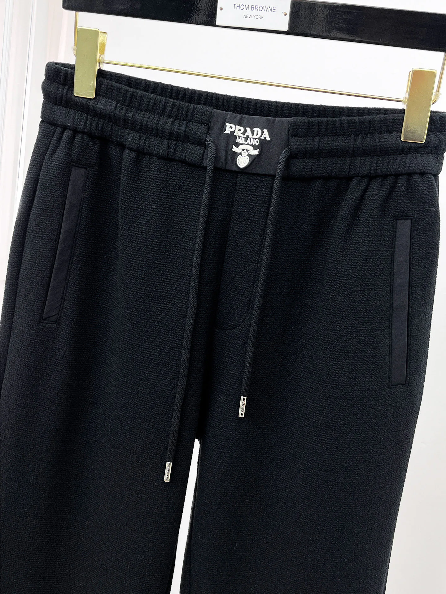 Men's Trousers PRADA 18197326