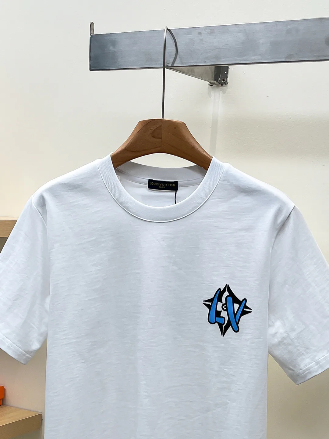 Men's T-Shirts LOUIS VUITTON 18499294