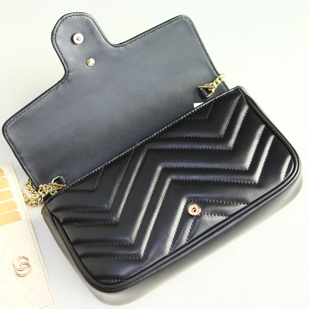 Women's Classic Handbags GUCCI 17947947