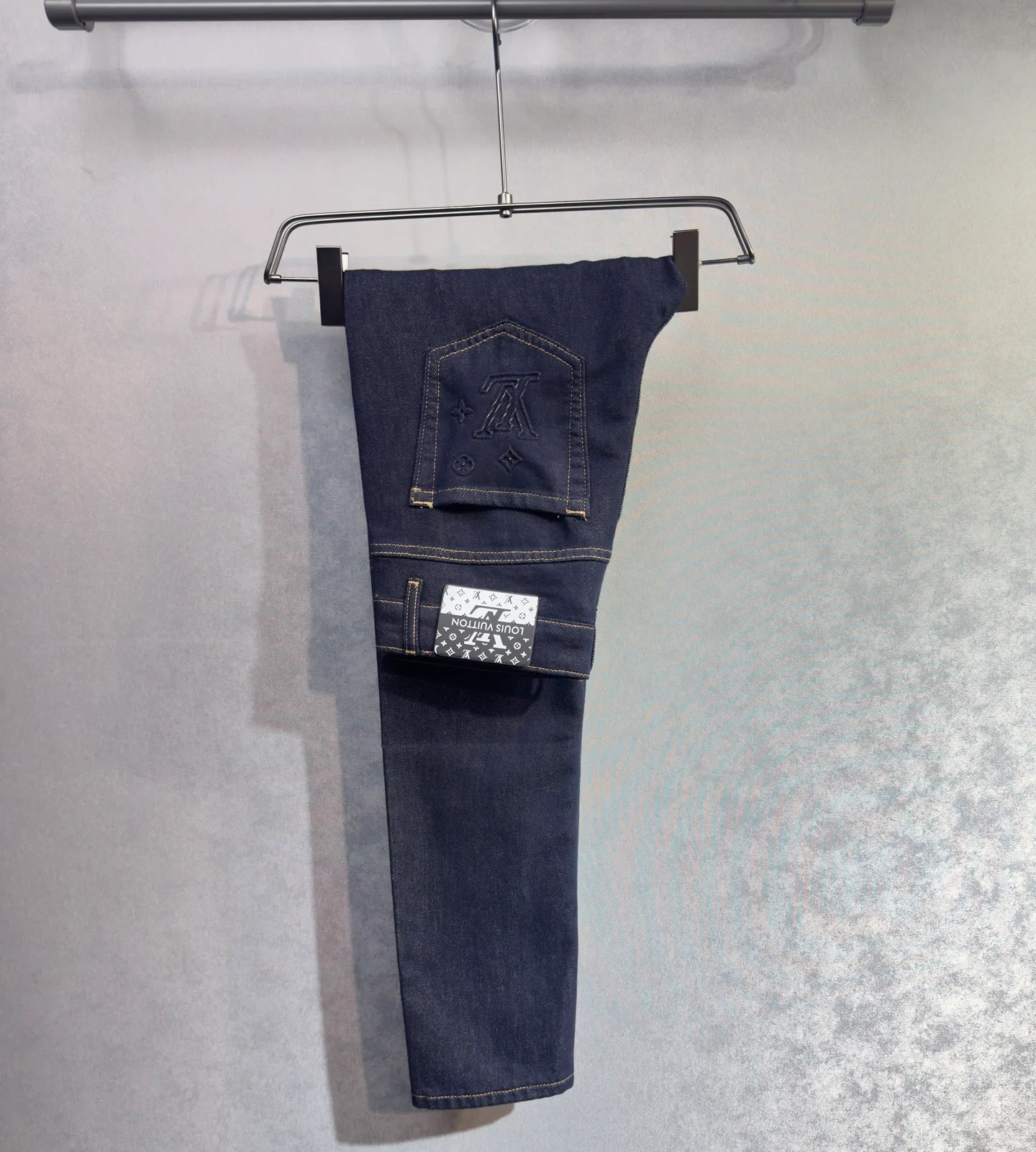 Men's Jeans LOUIS VUITTON 18098392