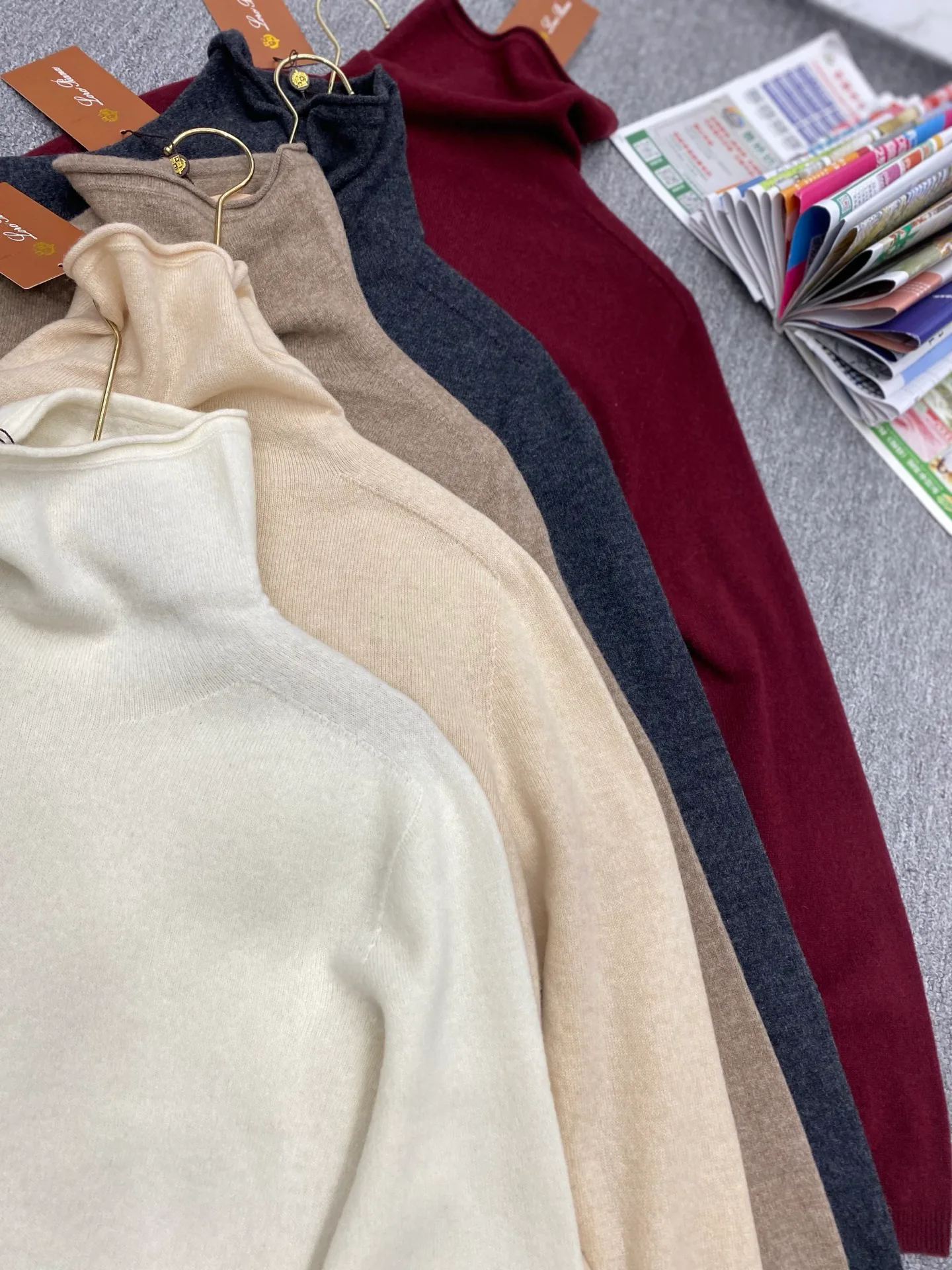 Women's Jumpers And Sweaters LORO PIANA 18215166