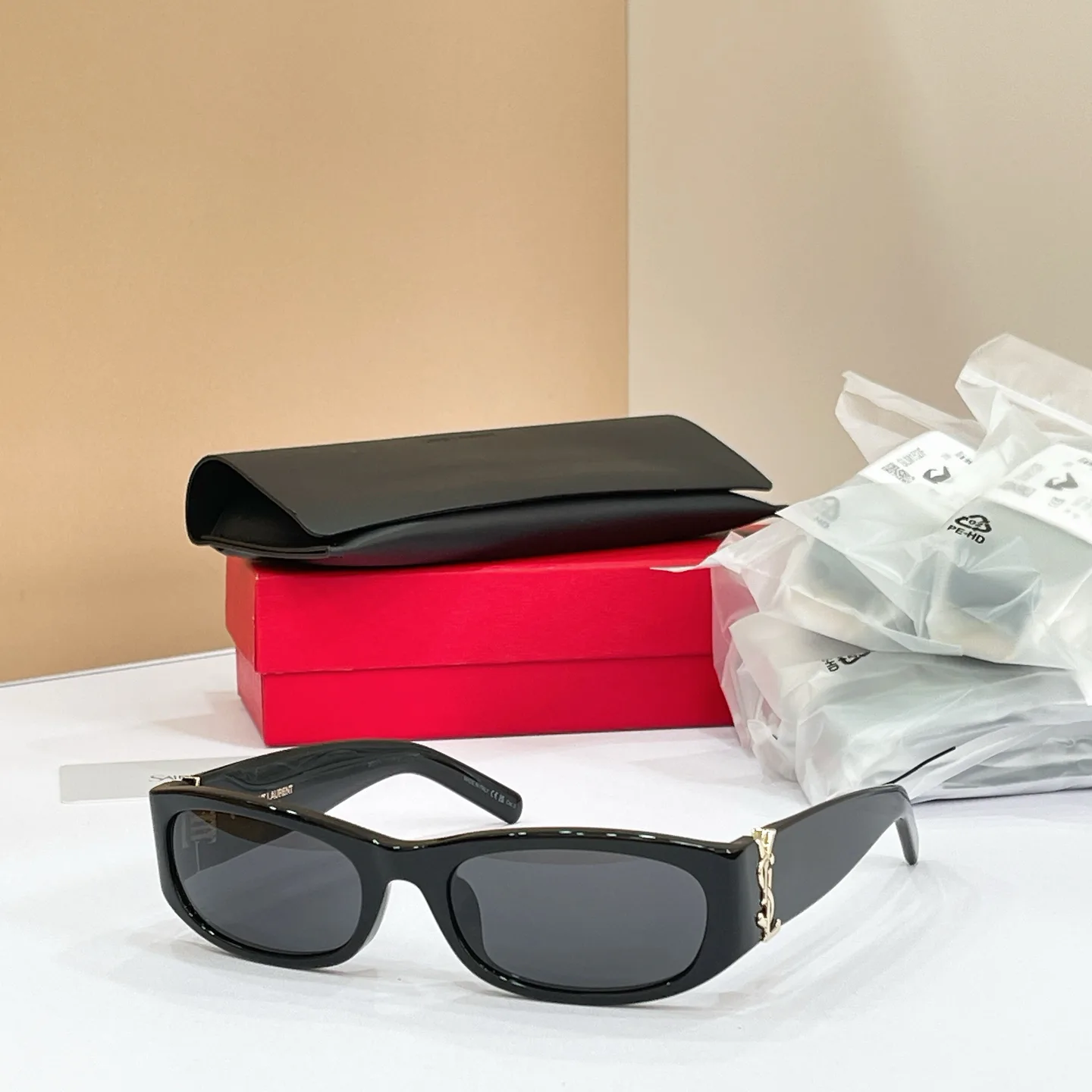Glasses SAINT LAURENT 17253100