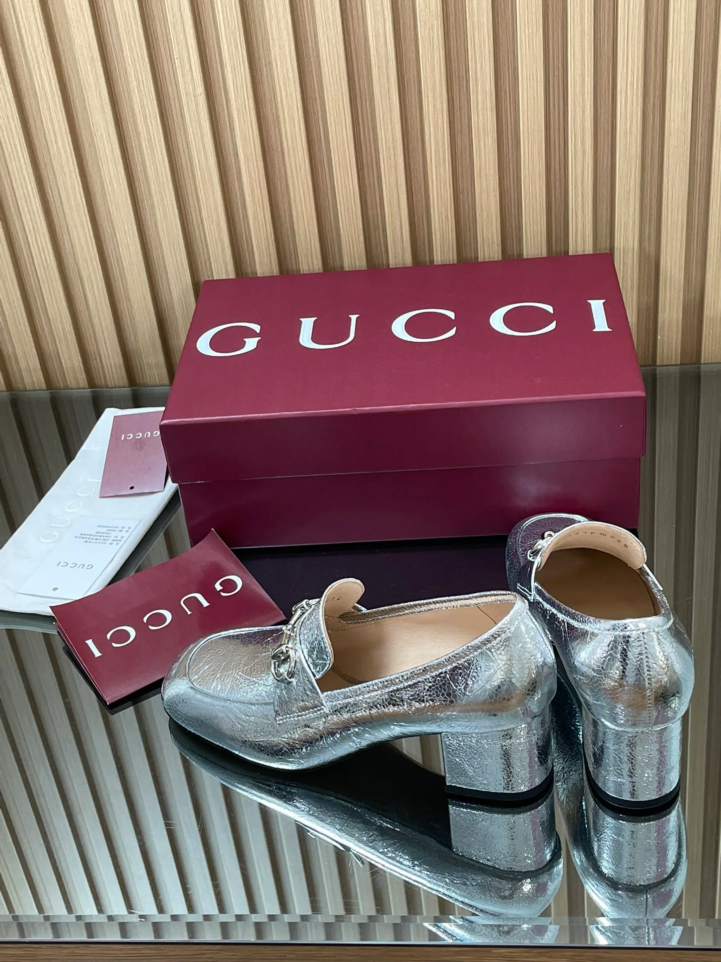Women's Loafers And Moccasins GUCCI 18152971