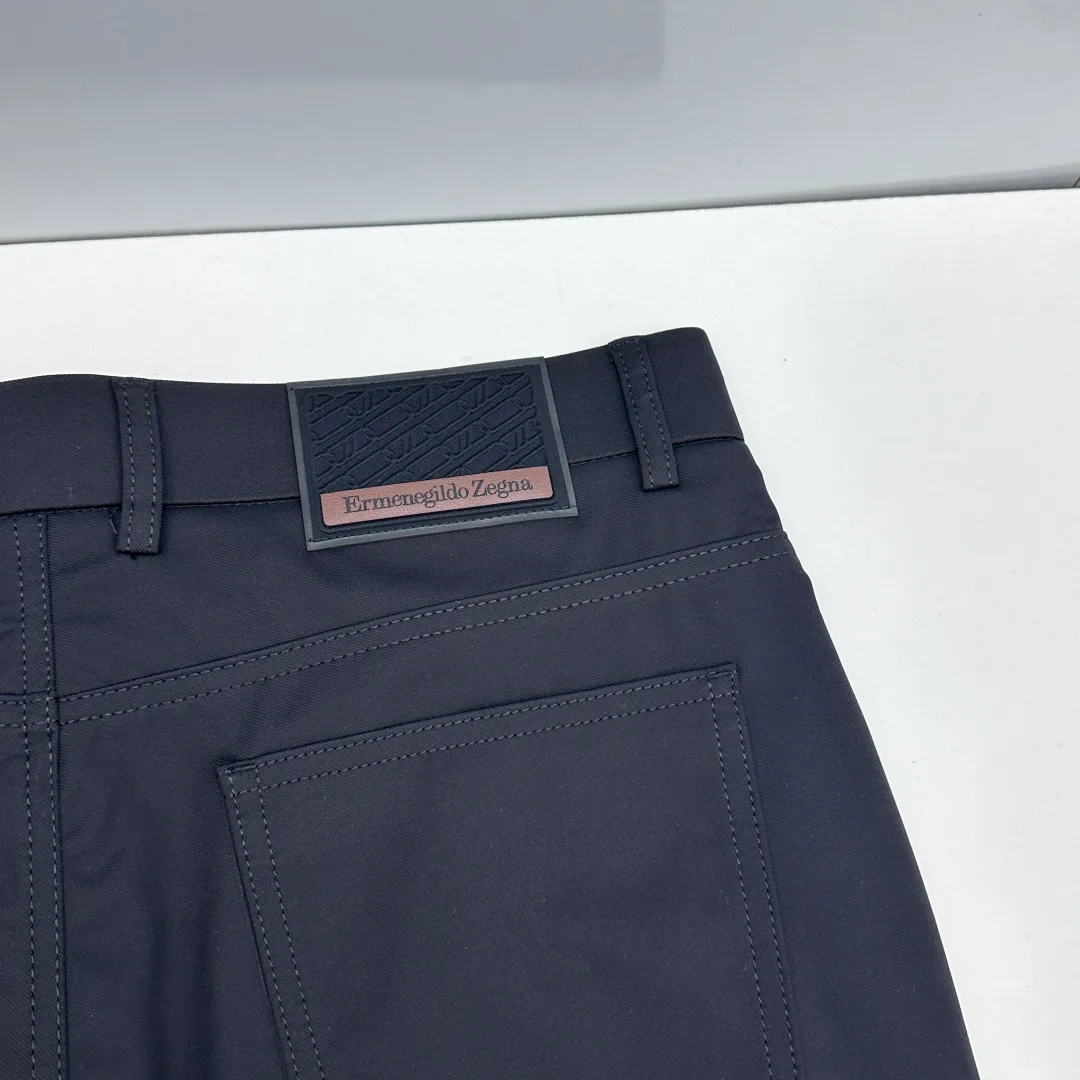 Men's Trousers ZEGNA 18246825