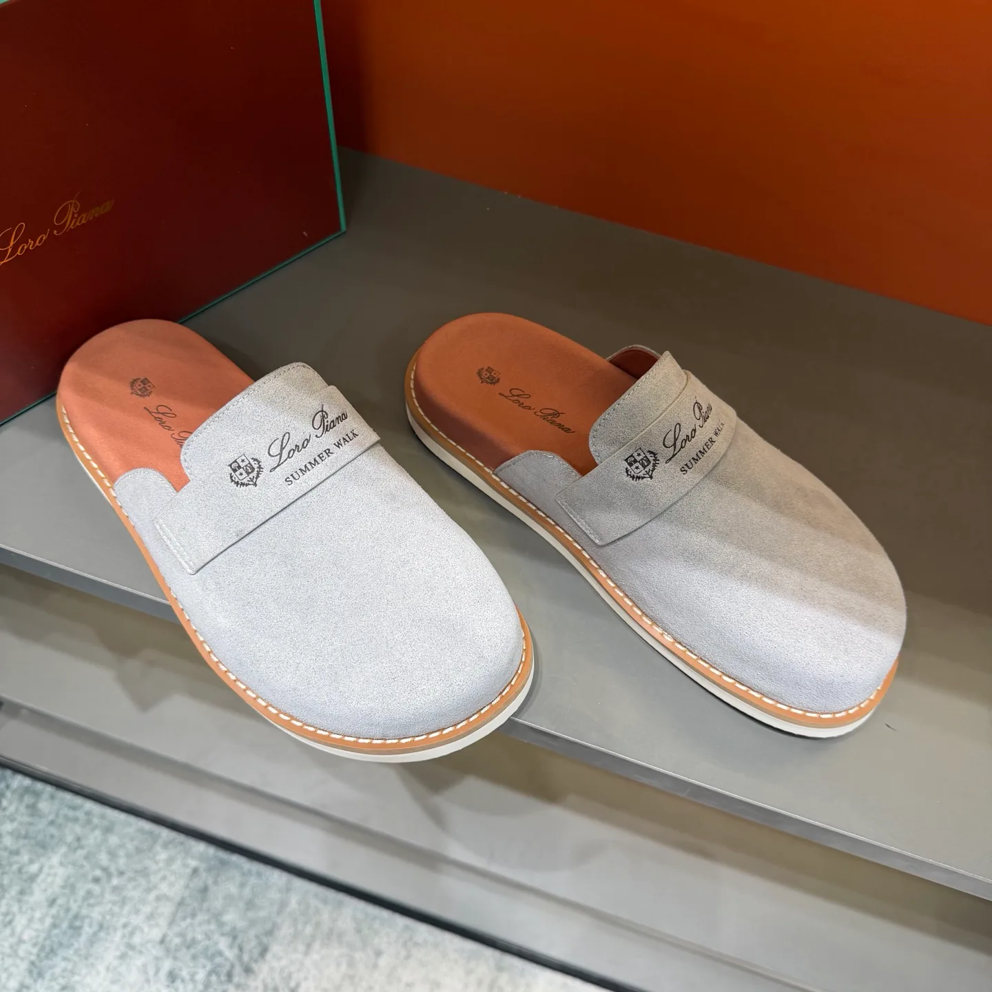 Women's Mules And Clogs LORO PIANA 18400816