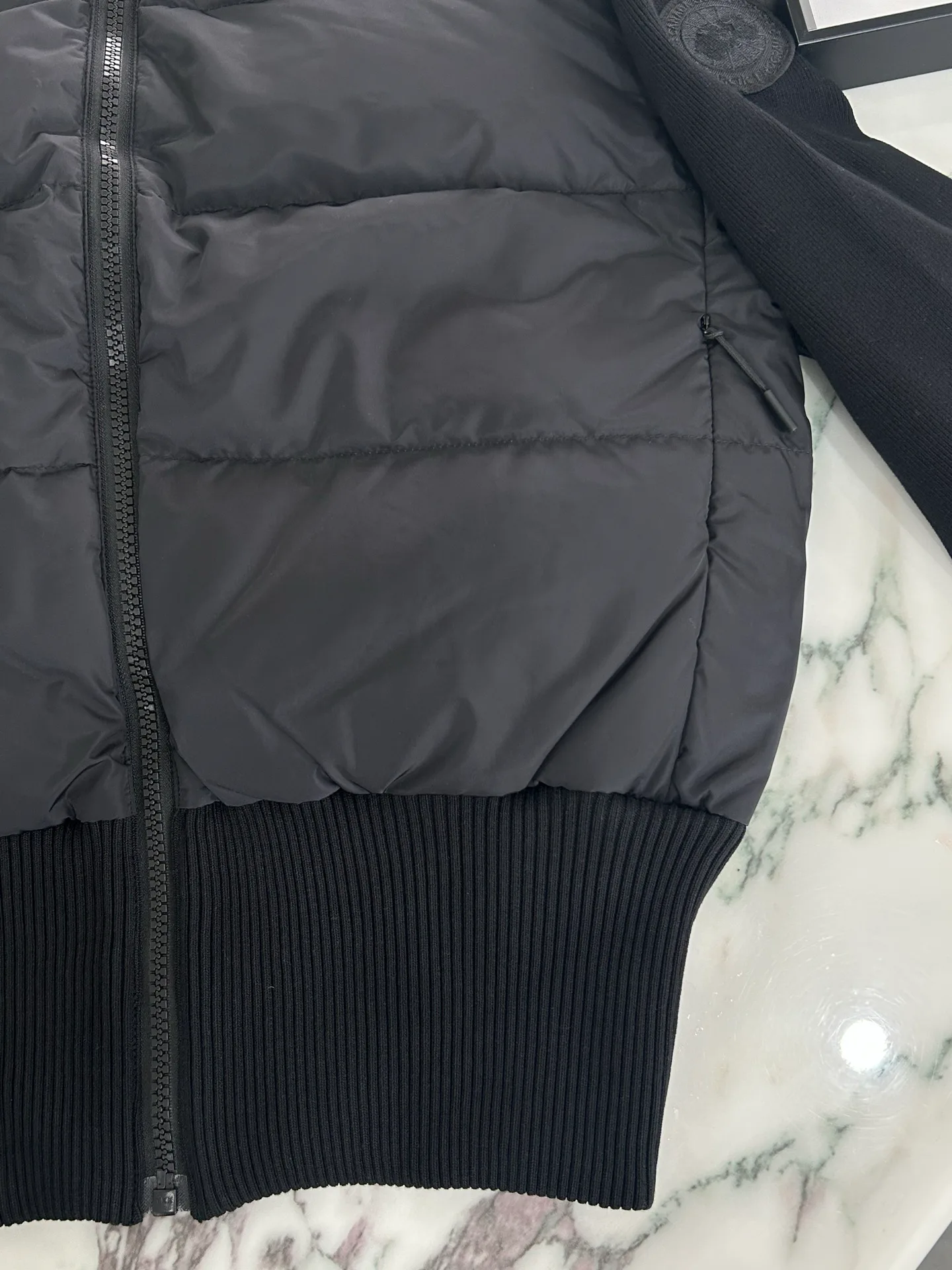 Men's Jackets And Down Jackets CANADA GOOSE 18231173