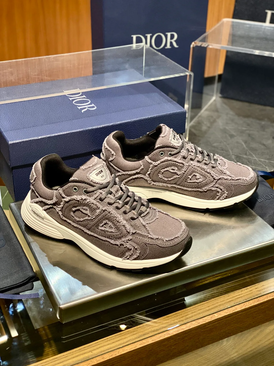 Men's Sneakers CHRISTIAN DIOR 18119388