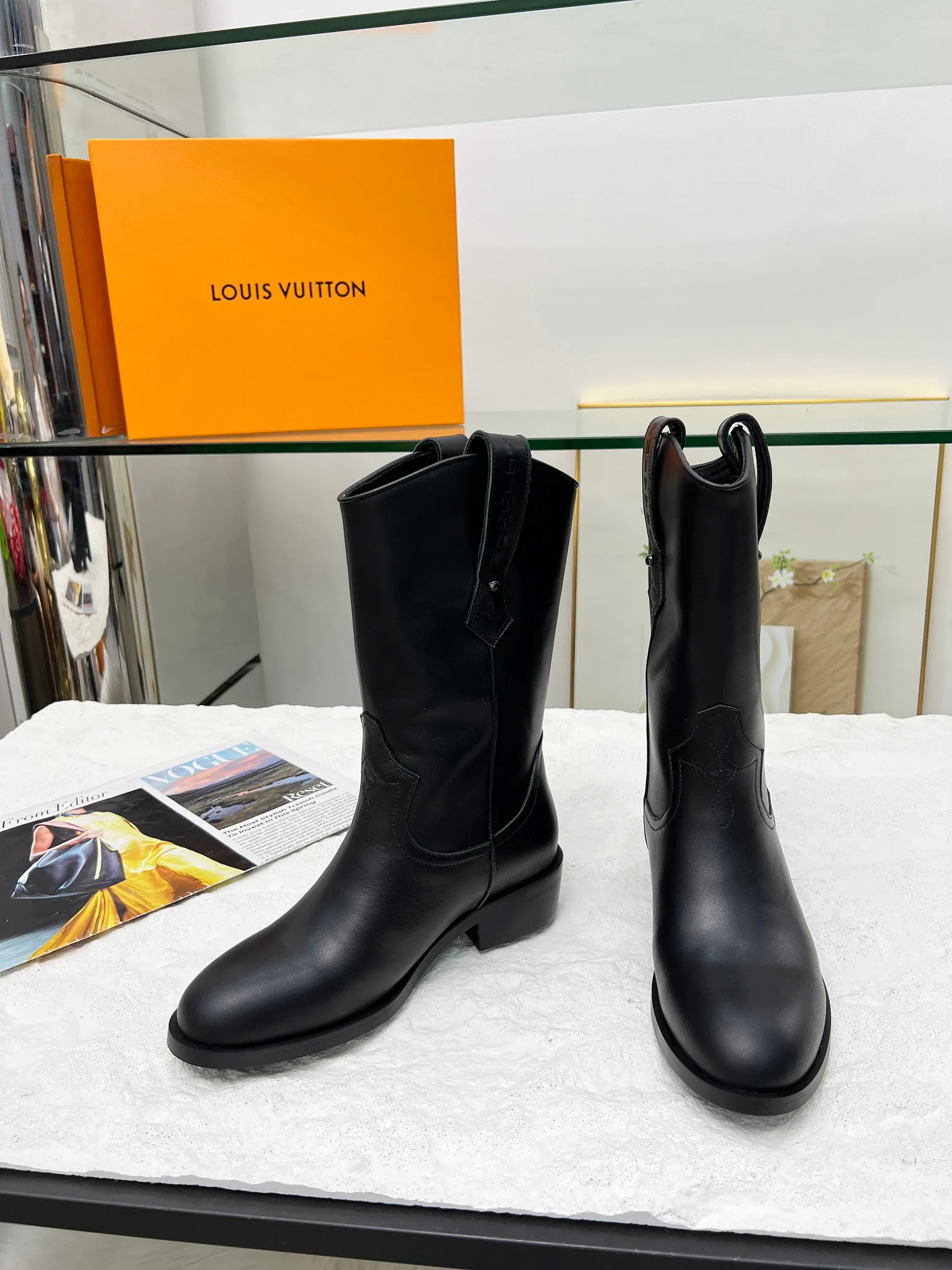 Women's Boots LOUIS VUITTON 17948505