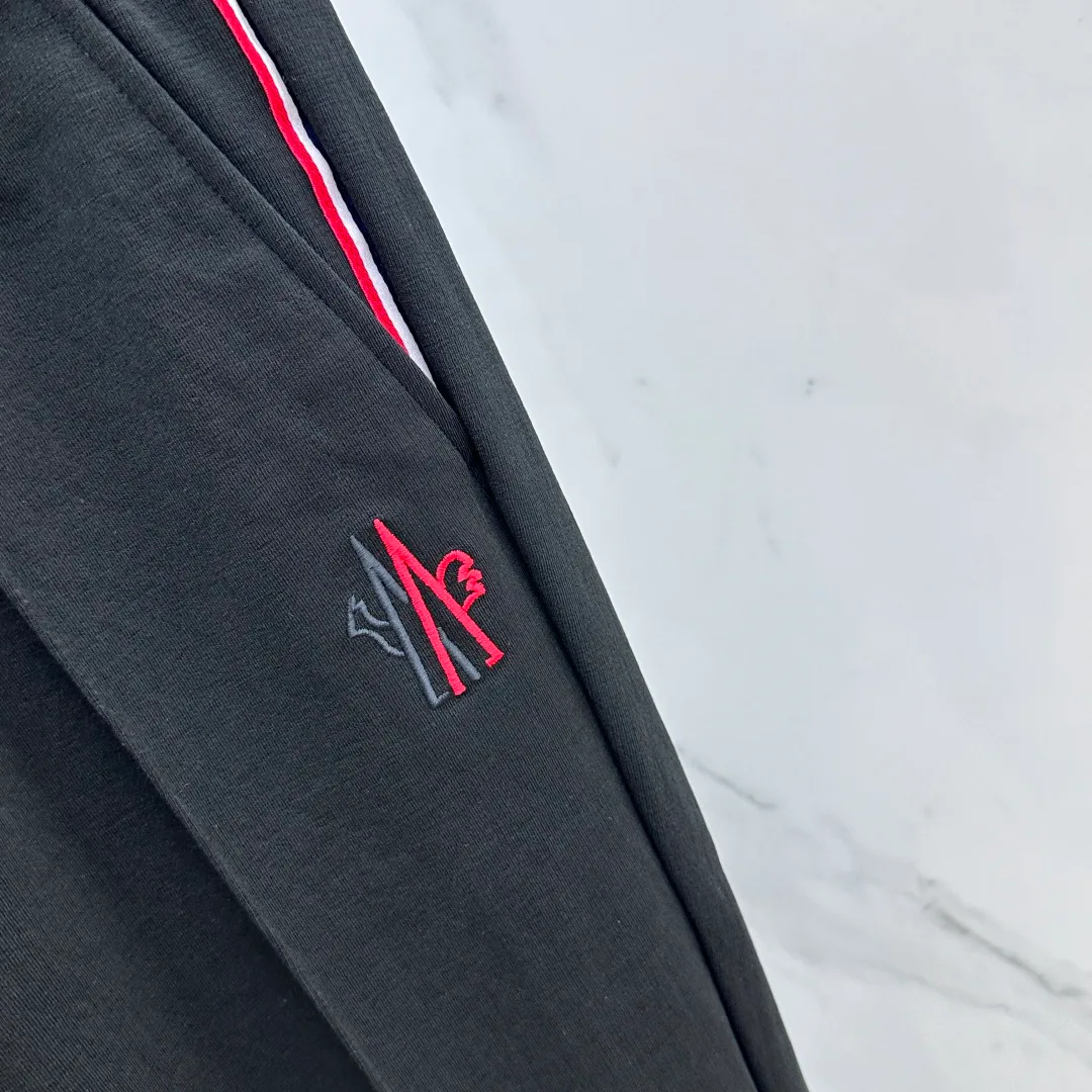 Брюки Мужские Moncler 18596894