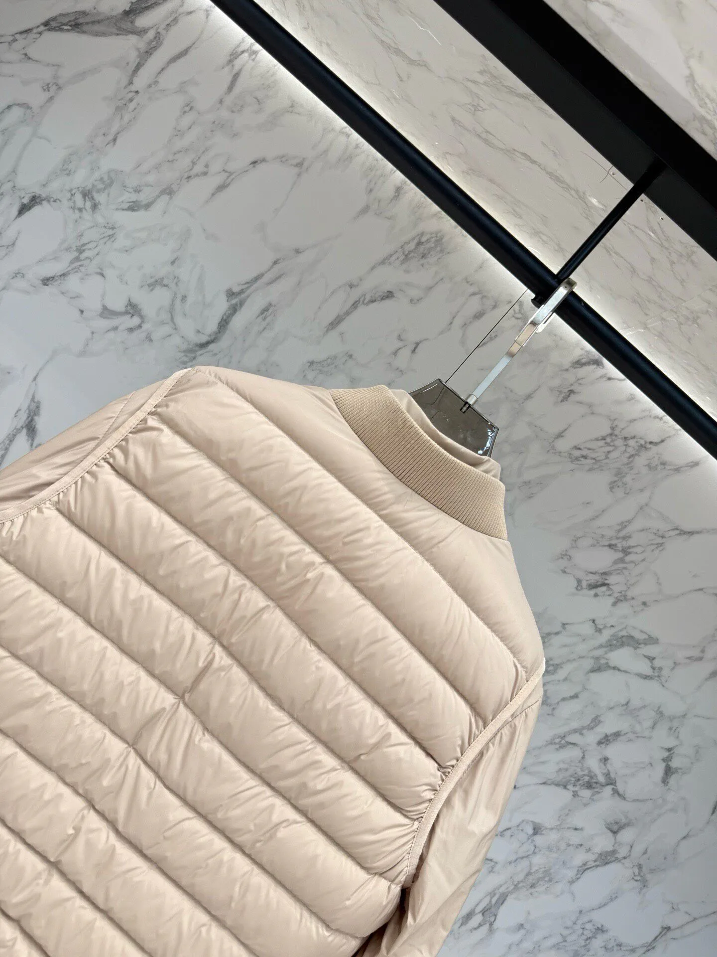 Men's Jackets And Down Jackets MONCLER 18345554