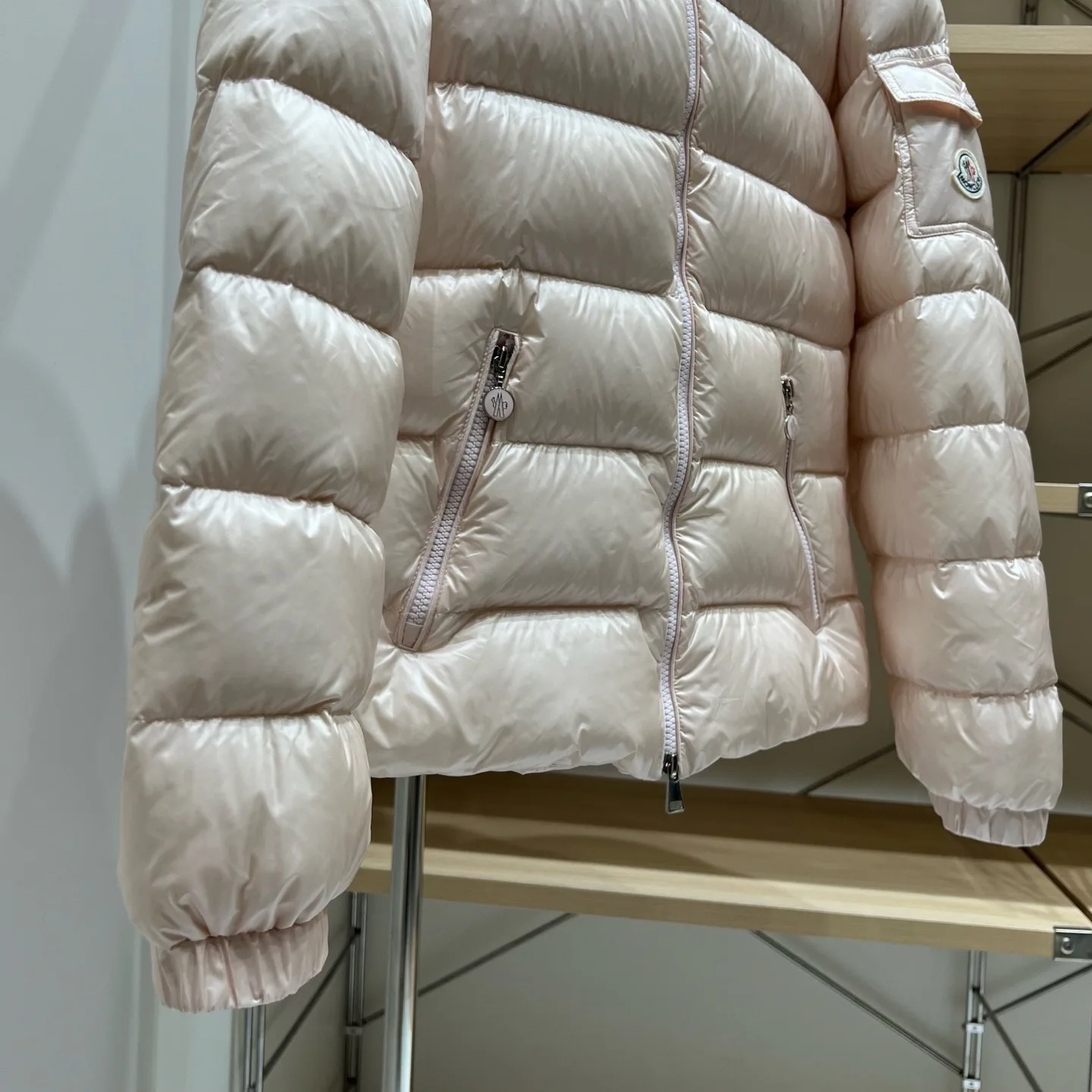 Women's Jackets And Down Jackets MONCLER 18032038