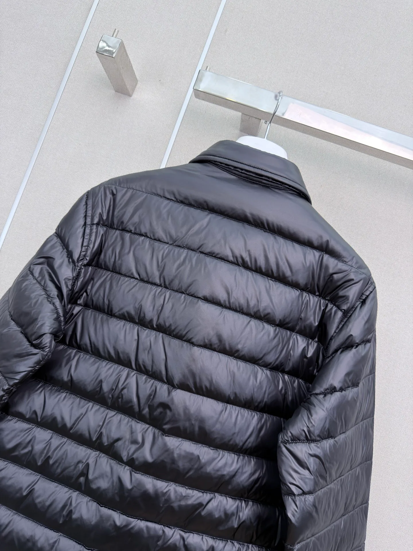 Women's Jackets And Down Jackets MONCLER 17919455