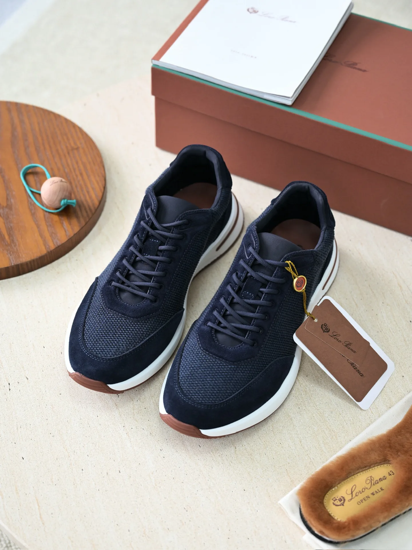 Men's Sneakers LORO PIANA 18382808