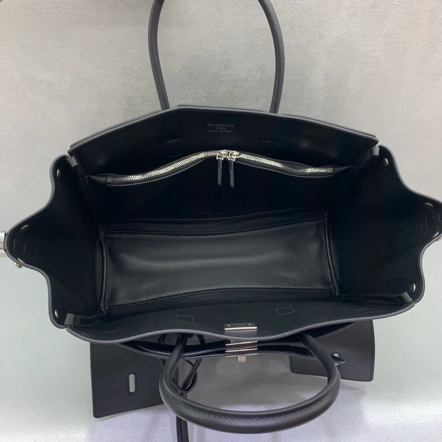 Women's Classic Handbags BALENCIAGA 18205722