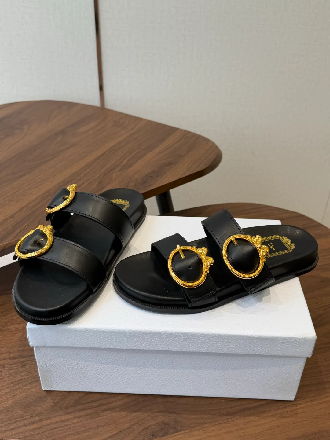 Women's Flip-Flops CHRISTIAN DIOR 17461309