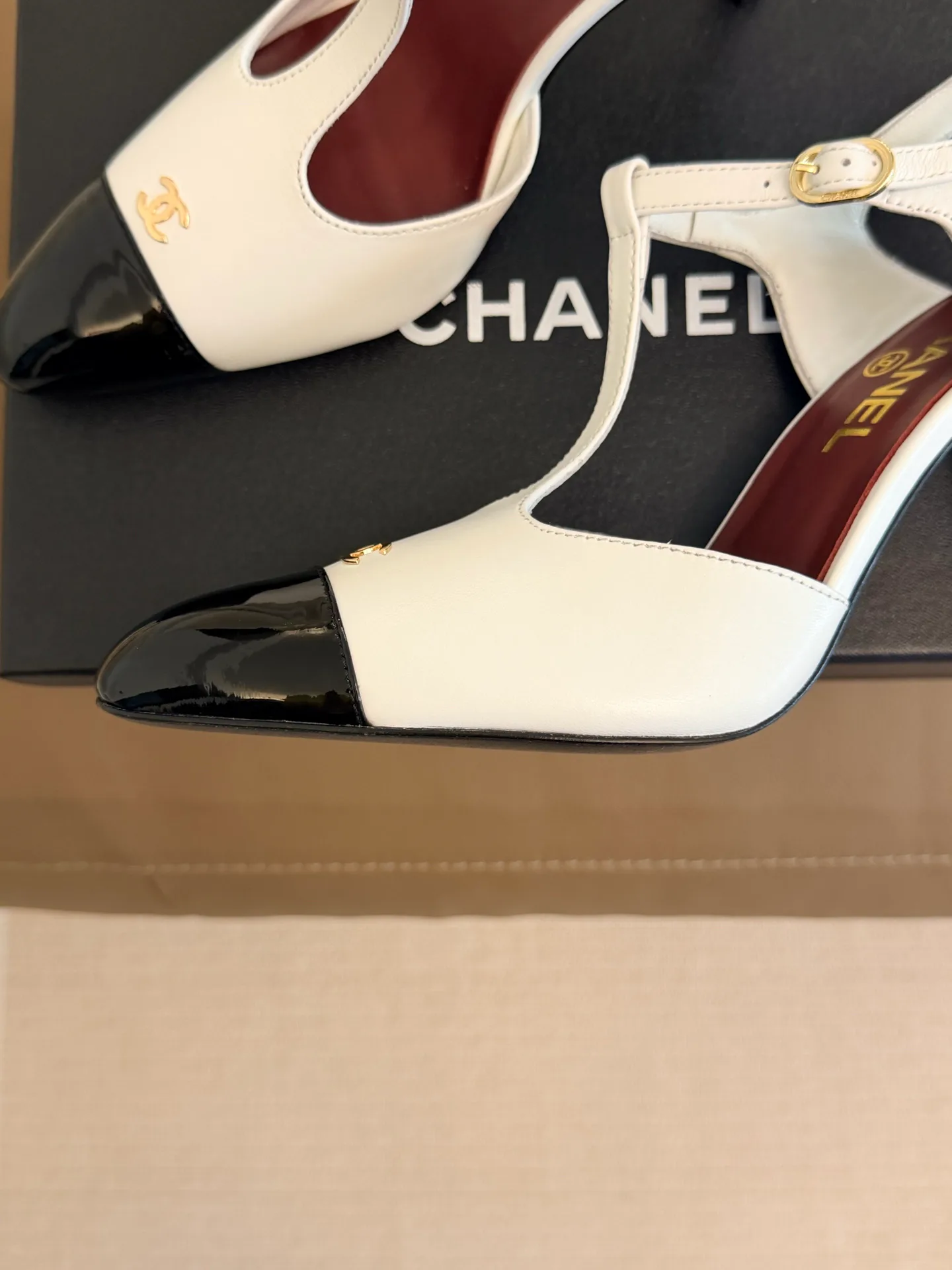Women's Heels CHANEL 17510582
