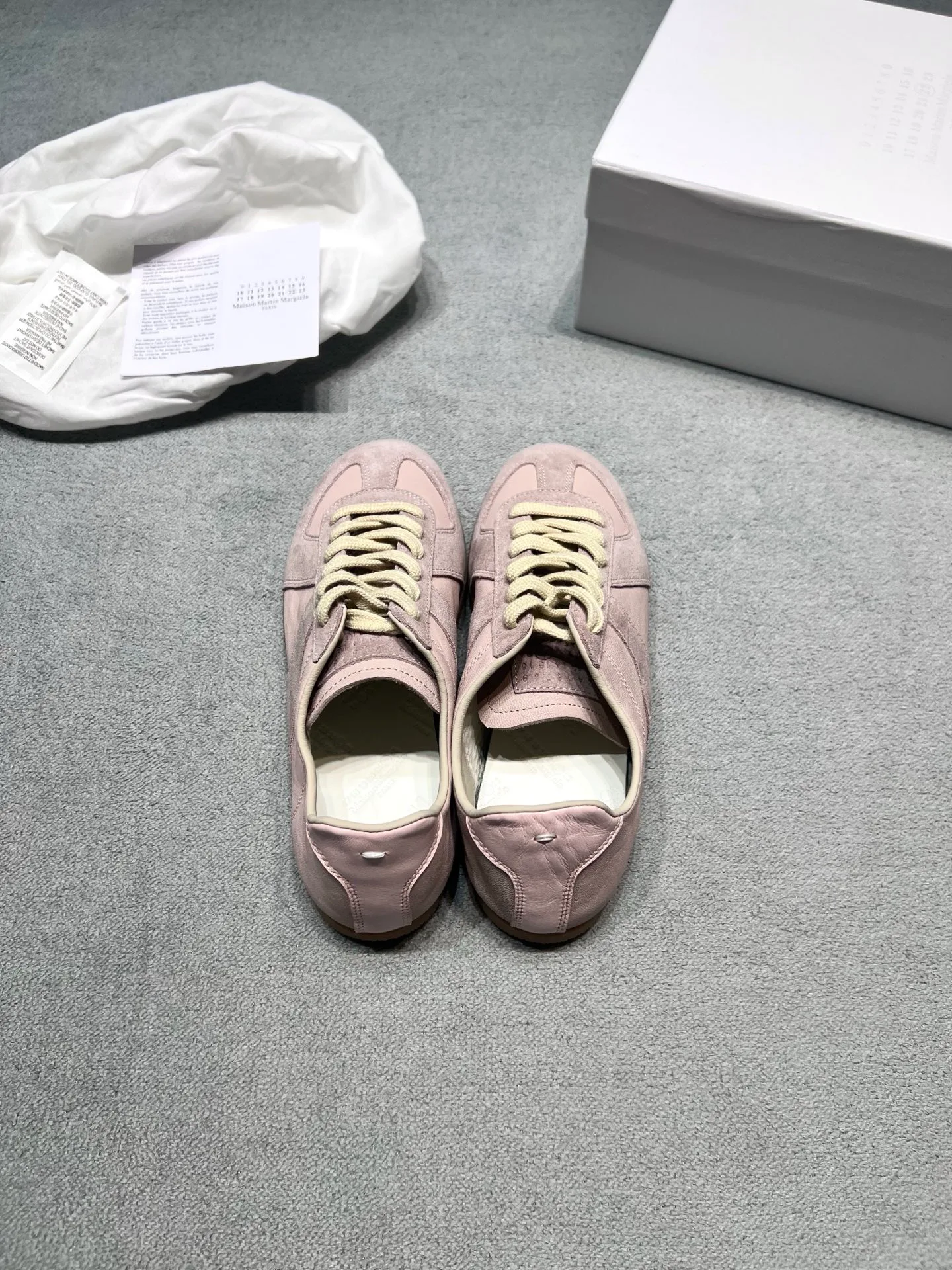 Women's Sneakers MAISON MARGIELA 18366872