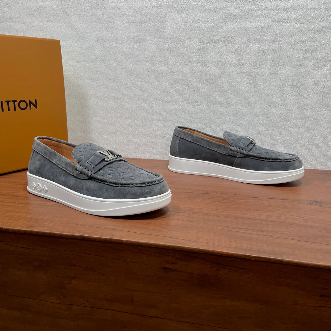 Men's Loafers And Dress Shoes LOUIS VUITTON 17307288