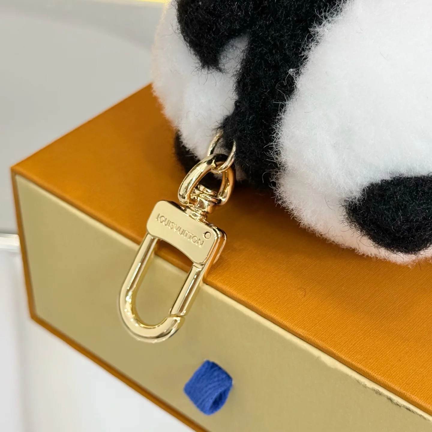 Key Cases LOUIS VUITTON 18013506