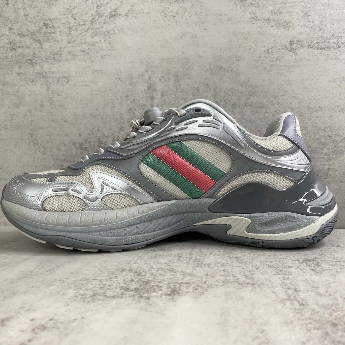 Women's Sneakers GUCCI 17797782