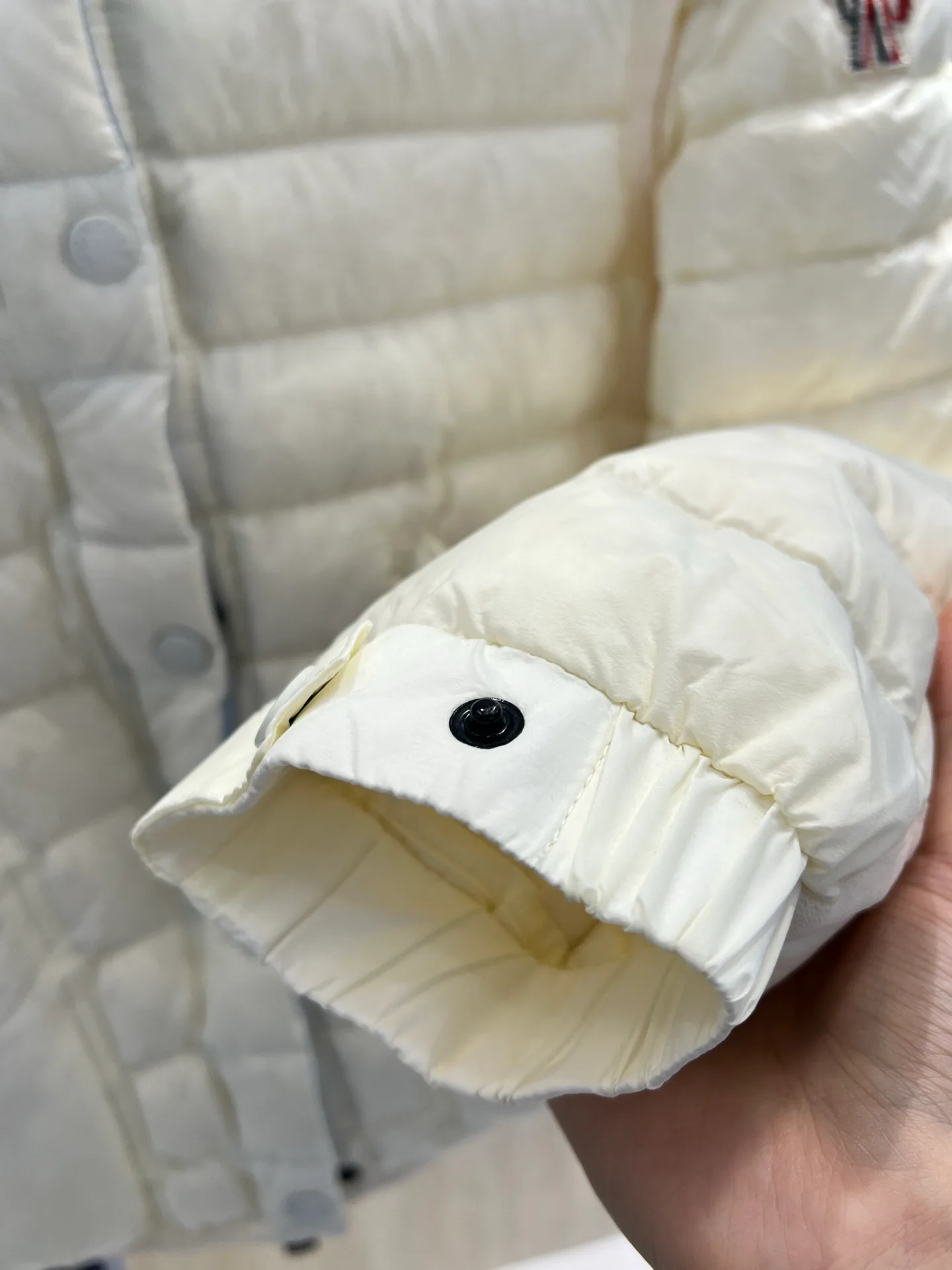 Men's Jackets And Down Jackets MONCLER 18231665