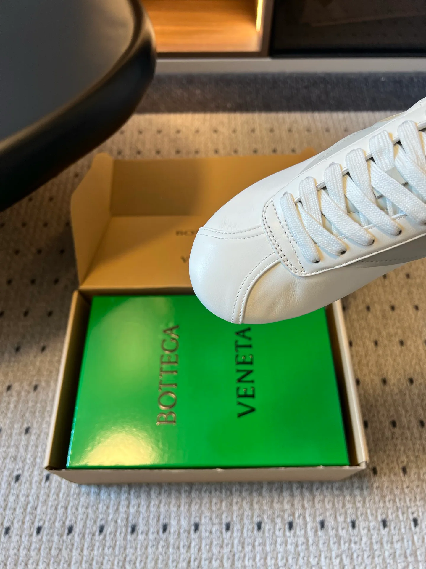 Women's Sneakers BOTTEGA VENETA 18034572