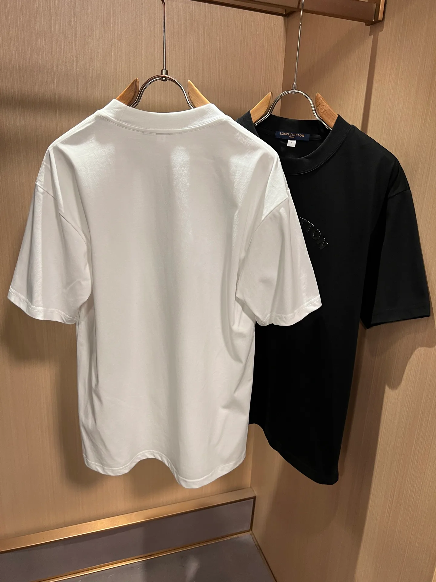 Men's T-Shirts LOUIS VUITTON 18292917