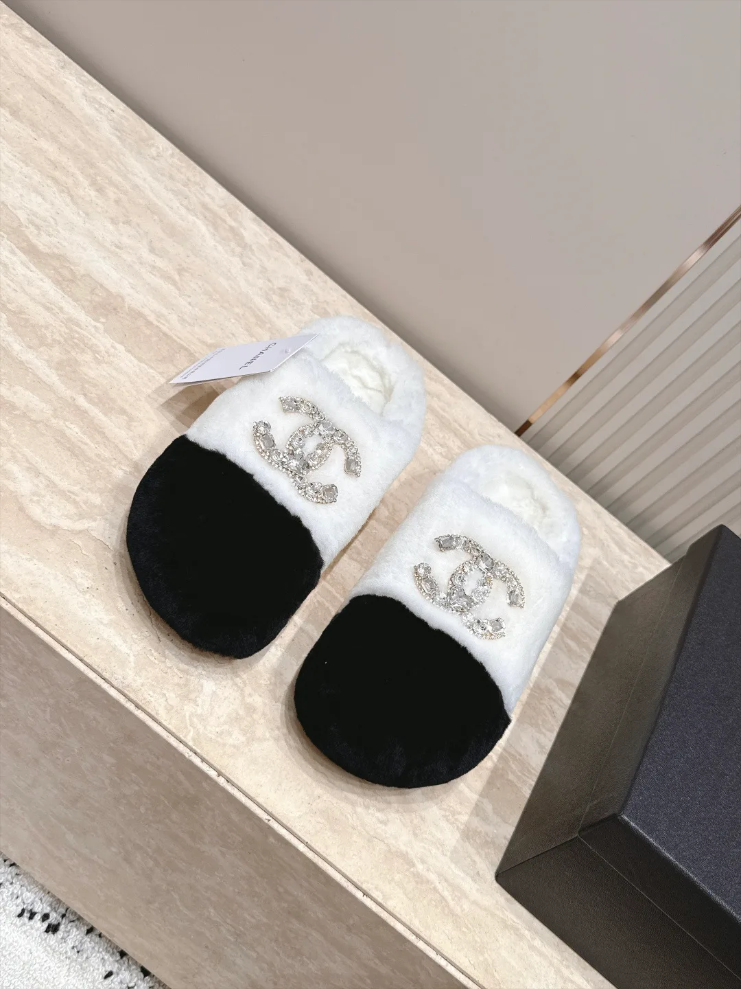 Women's Slippers CHANEL 18266278