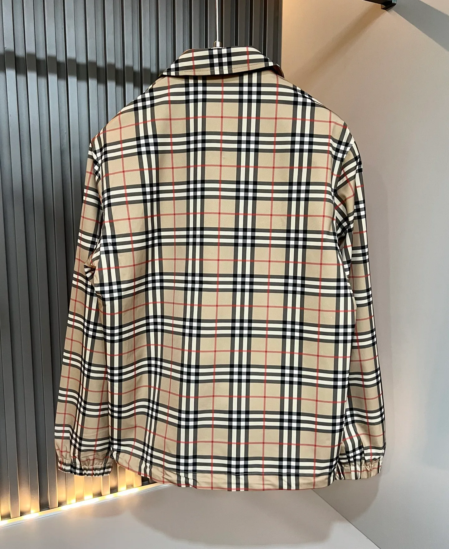 Men's Jackets And Down Jackets BURBERRY 18395725