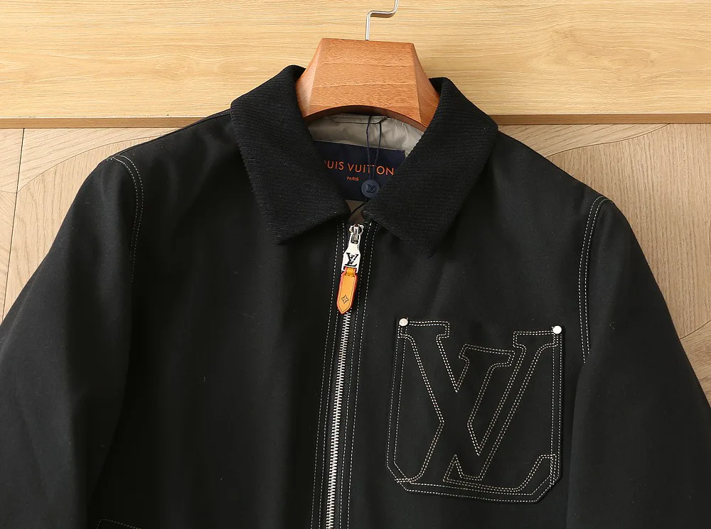 Men's Jackets And Down Jackets LOUIS VUITTON 18109359