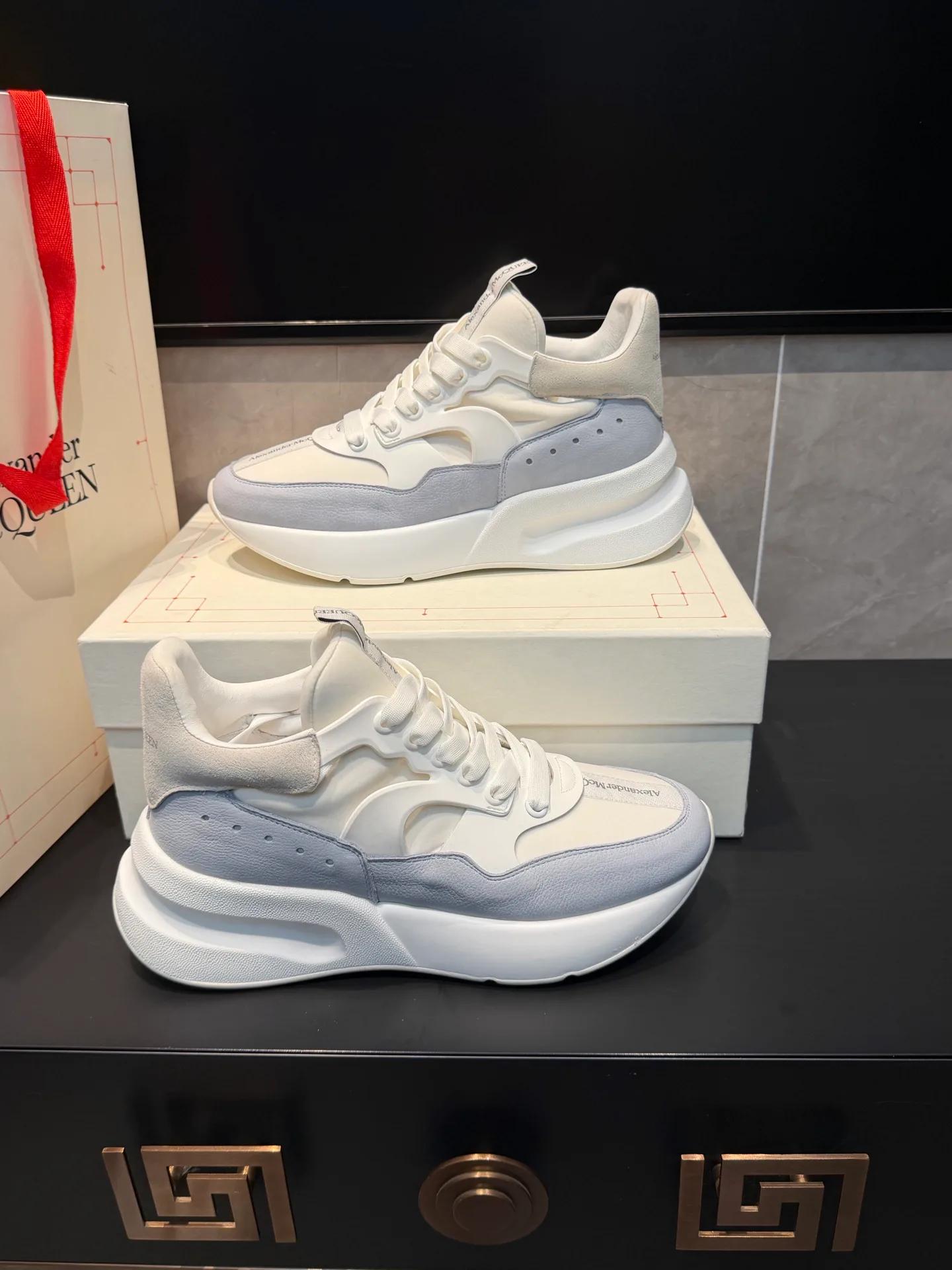Women's Sneakers ALEXANDER MCQUEEN 18363840