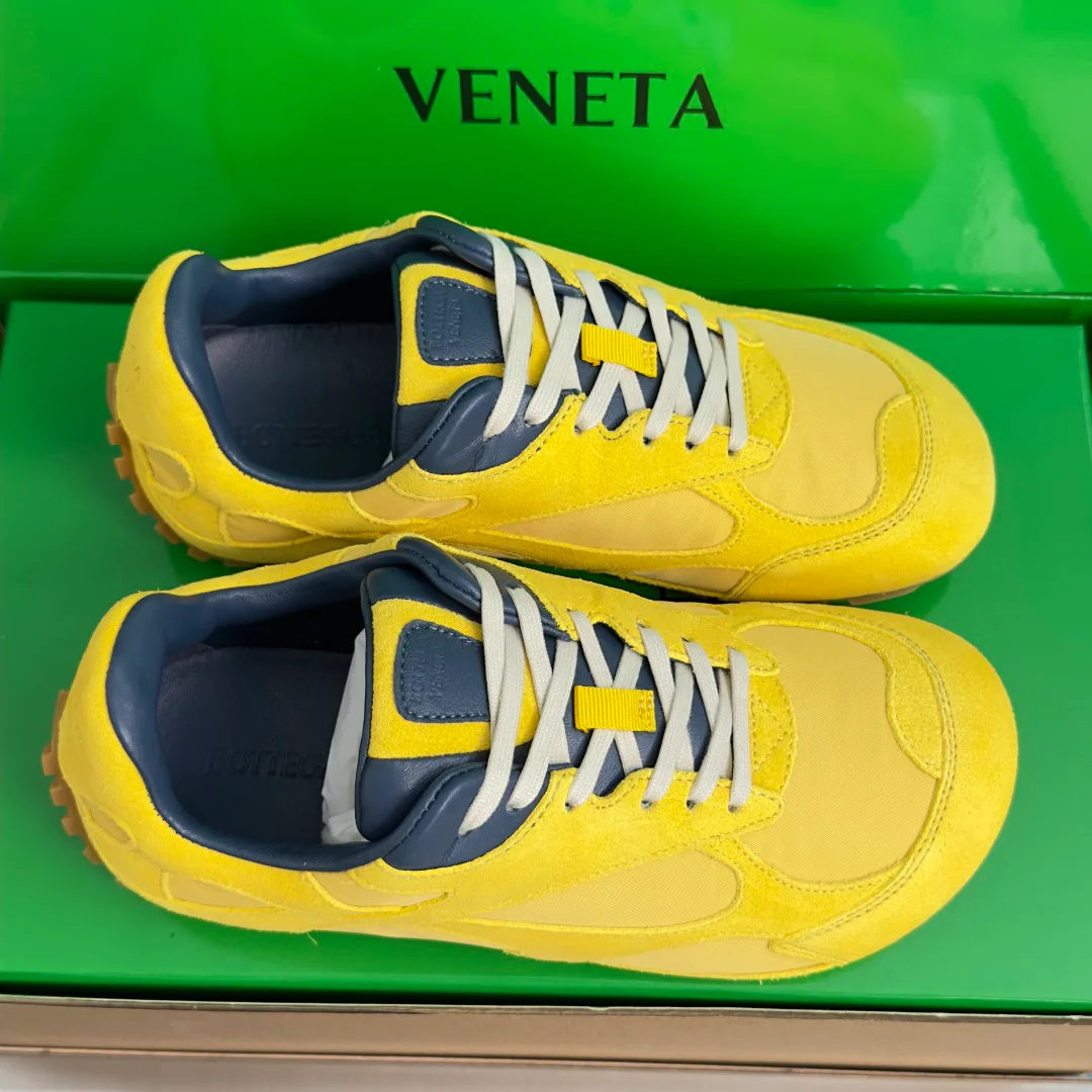 Women's Sneakers BOTTEGA VENETA 17771977