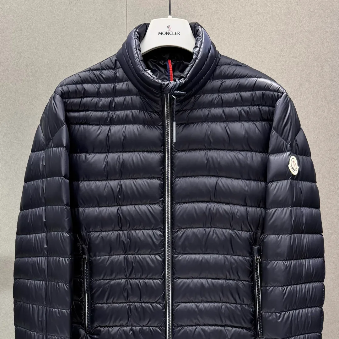 Men's Jackets And Down Jackets MONCLER 18327192