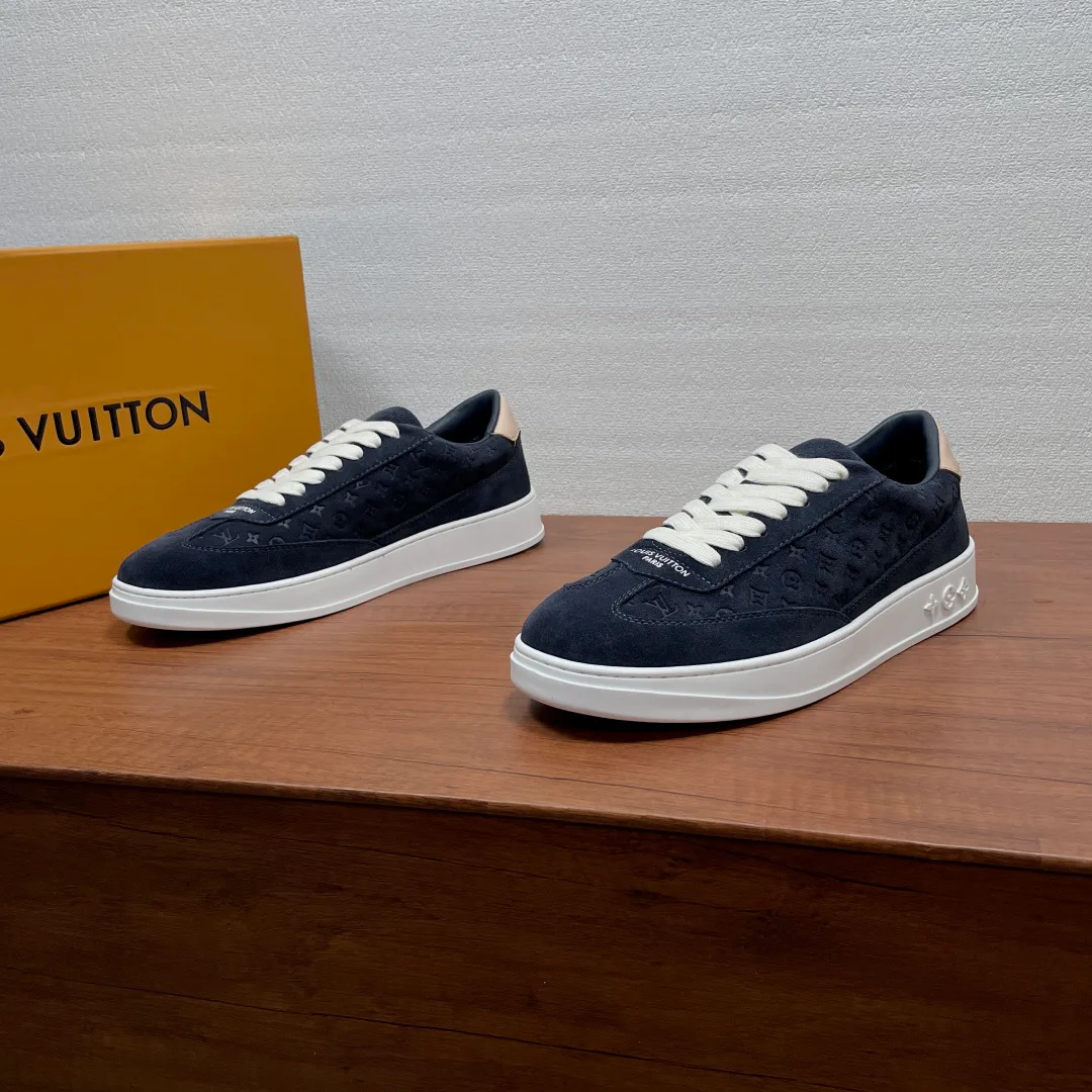 Men's Sneakers LOUIS VUITTON 17542452