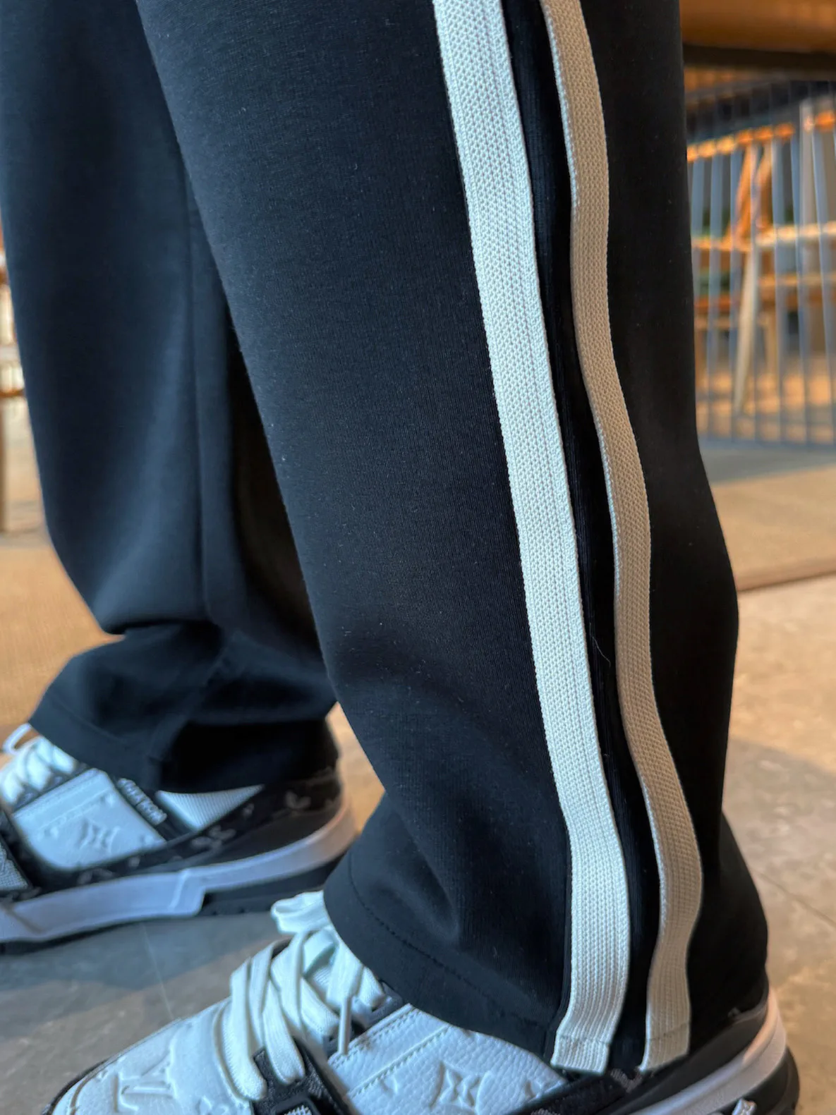 Men's Trousers GIVENCHY 18345801